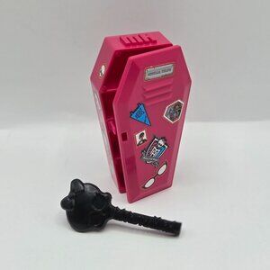 Monster High Classrooms Pink Coffin Locker With Accessories